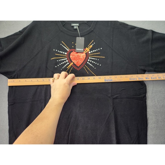 TORRID Sequin Heart Burst Black Everyday Pullover Sweater Size 2X Cozy Soft NWT - Picture 8 of 10